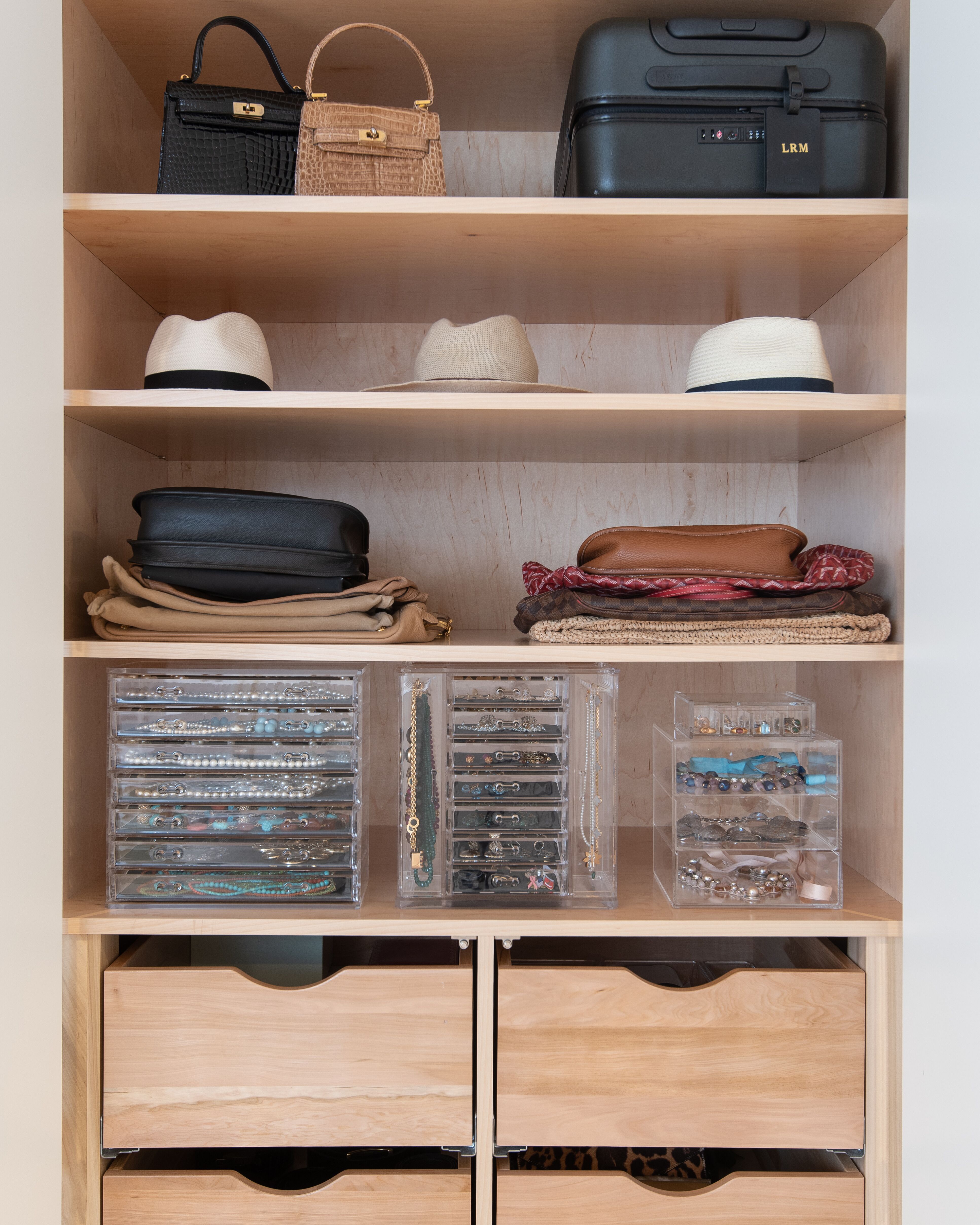 這是您的壁櫥組織的最終指南