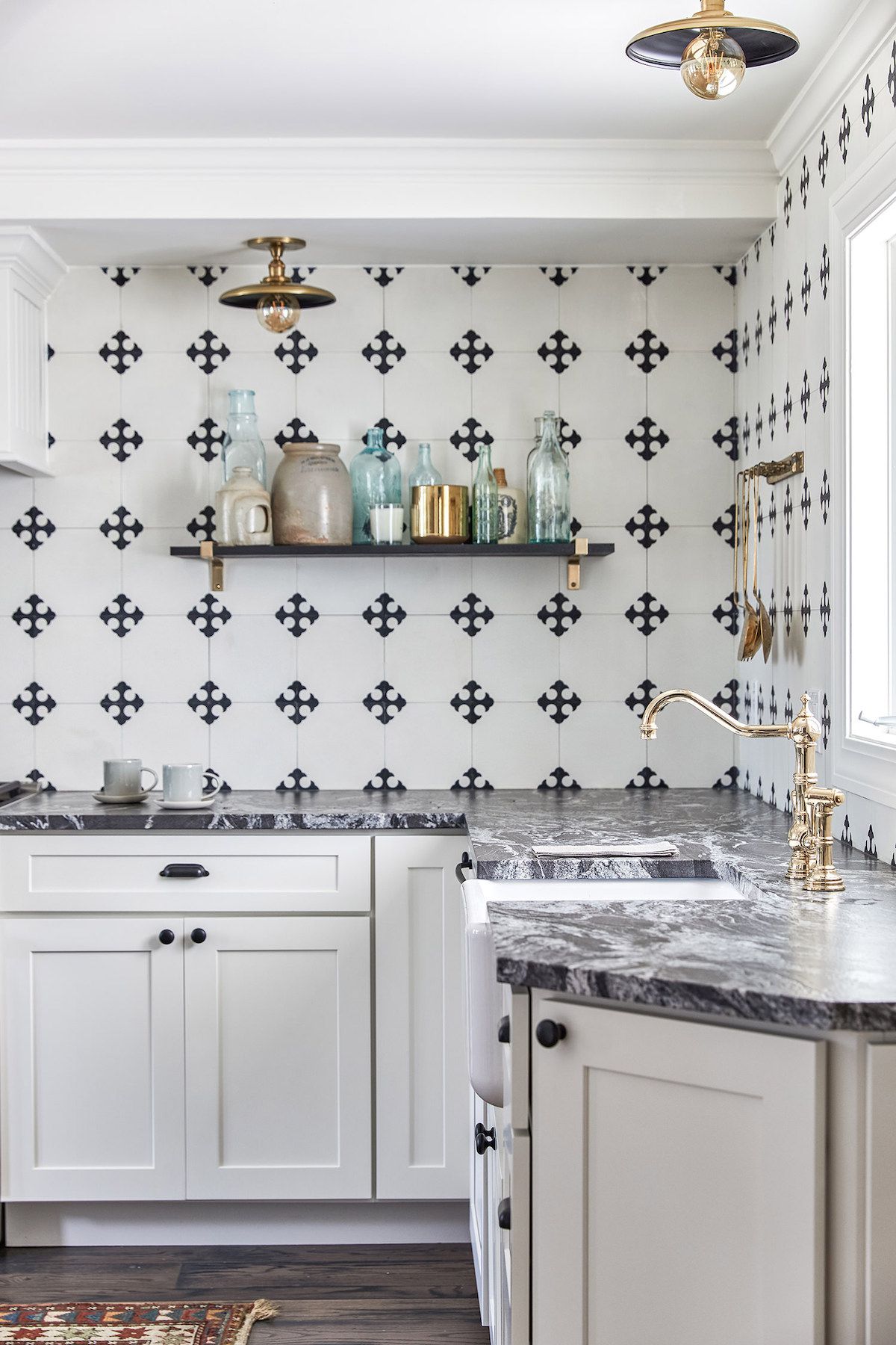 移开，Subway Tile：这 27 个厨房后挡板创意绝非平凡